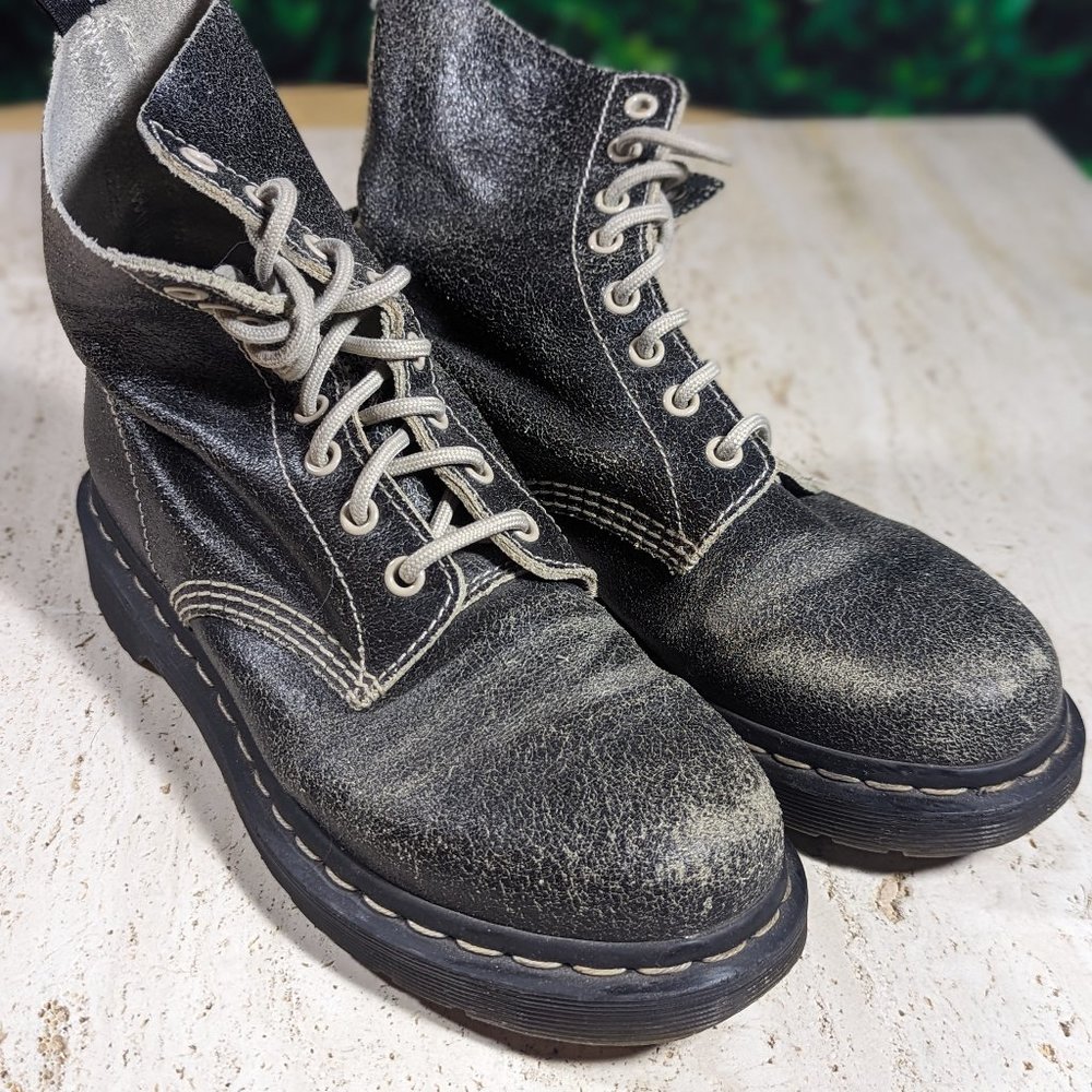DR MARTENS PASCAL CRISTAL BLACK WHITE BOOTS, WOMEN US8, Gently Used